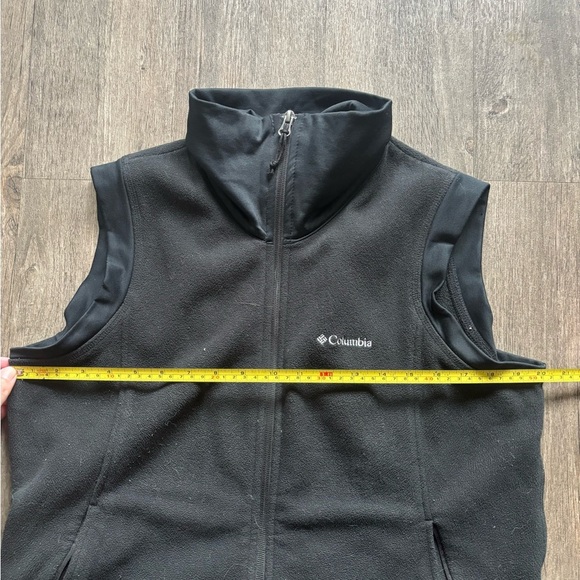 Columbia Black Fleece Jacket - Picture 5 of 7